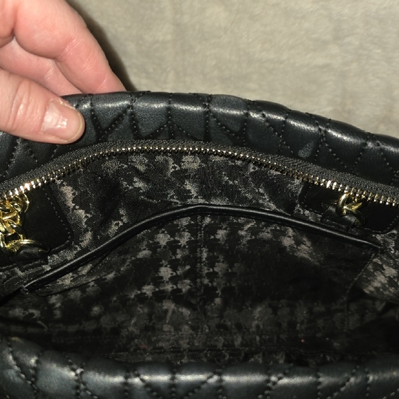 Karl Lagerfeld Black Quilted Shoulder Bag with Gold Chain - Picture 7 of 9